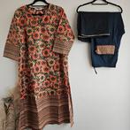 Aura of India - Beautiful Flower Suit set, Ophalen of Verzenden, Nieuw, Blauw, Overige typen