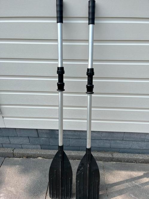 Twee peddels voor rubberboot., Watersport en Boten, Peddels, Gebruikt, Enkelbladige peddel, Ophalen