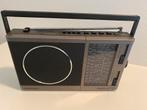 Grundig Concertboy 220 a Radio-ontvanger, Ophalen of Verzenden, Gebruikt, Radio