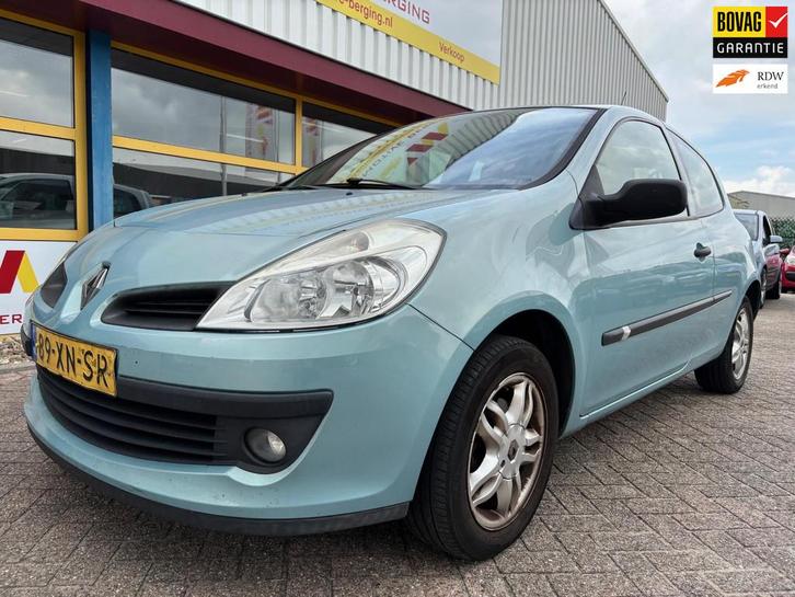 Renault Clio 1.2-16V AIRCO APK T/M 8-10-2026, Auto's, Renault, Bedrijf, Te koop, Clio, ABS, Airbags, Airconditioning, Boordcomputer