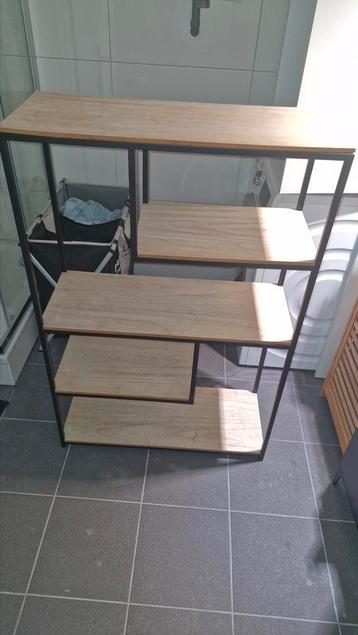 Wandkast vakkenkast 
