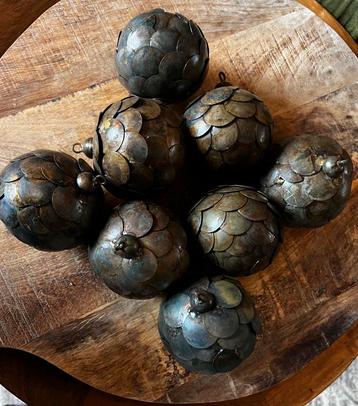 PTMD kerstballen metaal 8 stuks beschikbaar voor biedingen