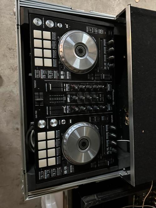 Te koop : dj set pioneer DDJ-SR2 met flightcase, Muziek en Instrumenten, Dj-sets en Draaitafels, Zo goed als nieuw, Pioneer, Ophalen