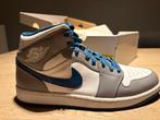 Air Jordan 1 Mid 'True Blue', Ophalen of Verzenden, Zo goed als nieuw, Blauw