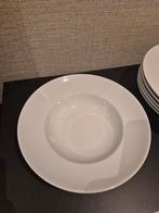 Bordenset - 6 Kerstservies Pasta/Soep Borden, Huis en Inrichting, Keuken | Servies, Ophalen, Keramiek, Zo goed als nieuw, Bord(en)