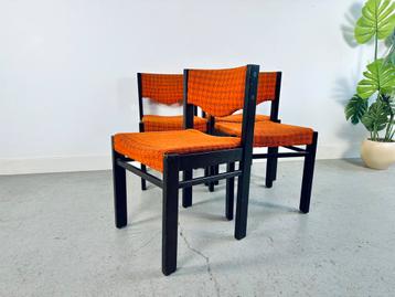 Vintage set stoelen 4 jaren 50/60/70 Oranje brutalistisch beschikbaar voor biedingen
