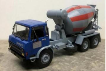 Berliet GRH 230 6X4 Beton mixer schaal 1/43 serie # 24 beschikbaar voor biedingen