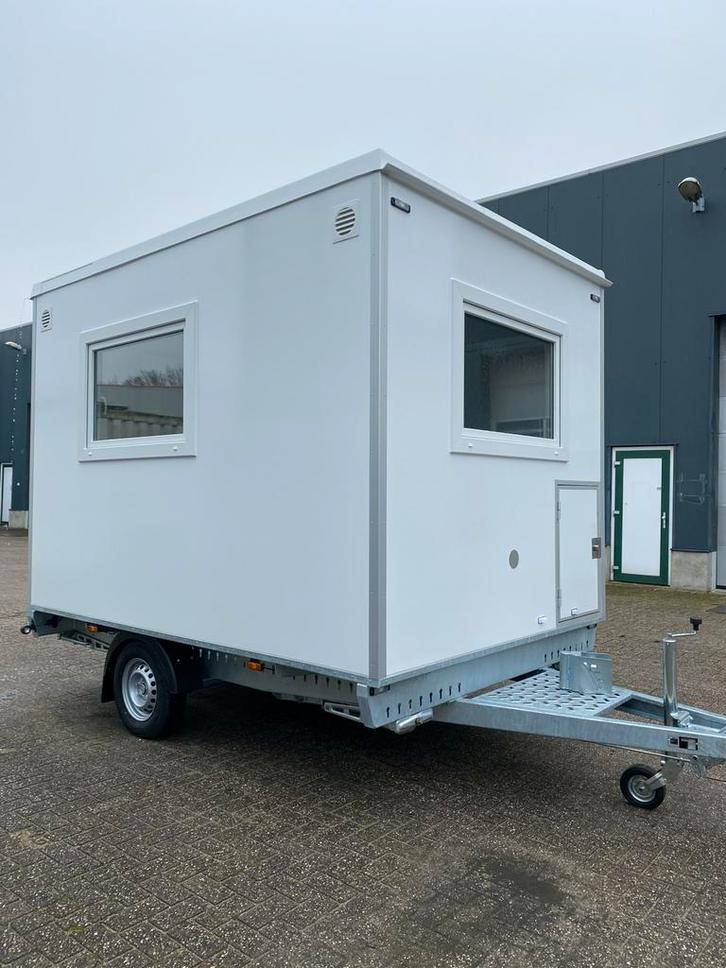 Te huur super luxe nood keuken alles in 1 wagen, Doe-het-zelf en Verbouw, Overige Doe-het-zelf en Verbouw, Nieuw, Ophalen