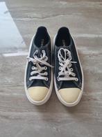 CONVERSE Te koop., Kleding | Dames, Schoenen, Ophalen of Verzenden, Zo goed als nieuw, Sneakers of Gympen