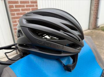 Fietshelm Giro heren L, 1x gebruikt beschikbaar voor biedingen