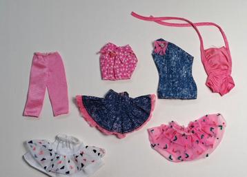 Vintage Mattel Barbie kleertjes 1980s beschikbaar voor biedingen