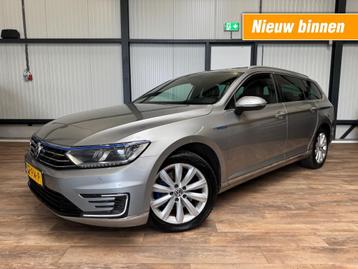 Volkswagen PASSAT Variant  1.4 TSI GTE Highline / PANO / LED beschikbaar voor biedingen