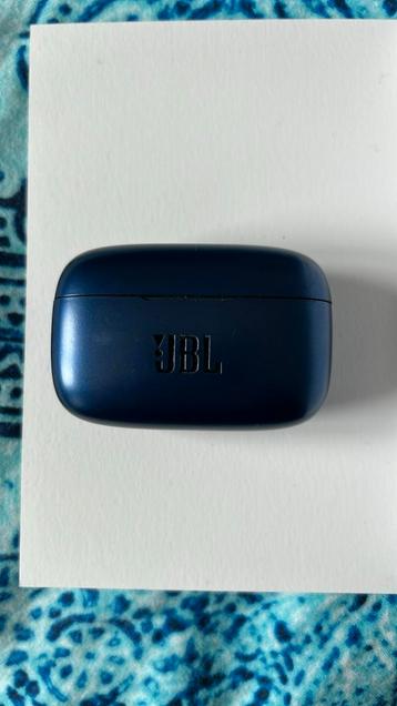 Jbl oortjes bleuthoot. beschikbaar voor biedingen