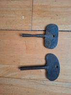 Oude sleutels - 2 stuks, Ophalen