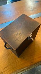 Oude patronen kist jacht jagen, Ophalen, Overige materialen, Gebruikt, Slot