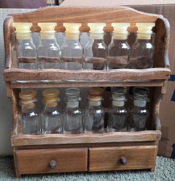Kruidenrekje antiek beschikbaar voor biedingen