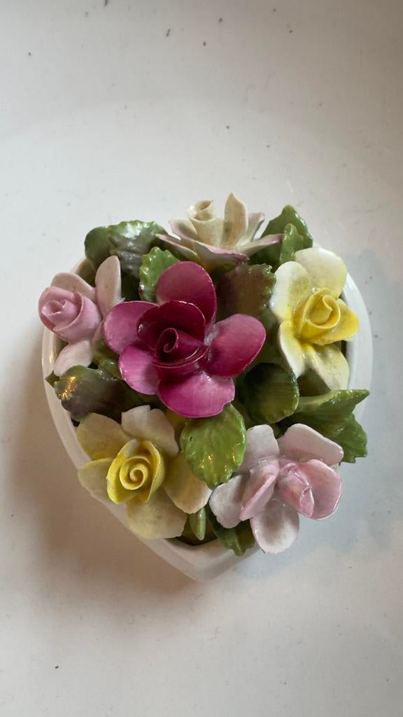 Coalport Bone China hartje, Ophalen