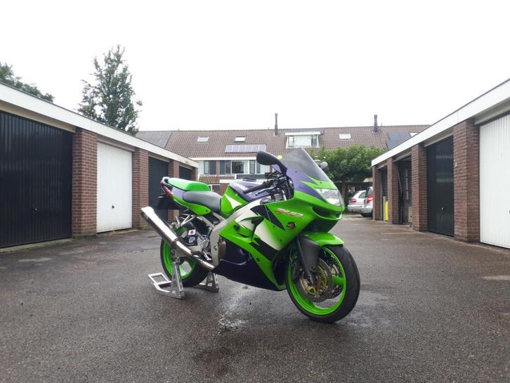 Prachtige Kawasaki ZX6R, unieke extra's, Motoren, Motoren | Kawasaki, Particulier, Super Sport, 4 cilinders, Ophalen