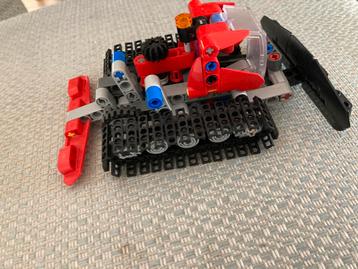 LEGO Technic sneeuwschuiver 42148 beschikbaar voor biedingen