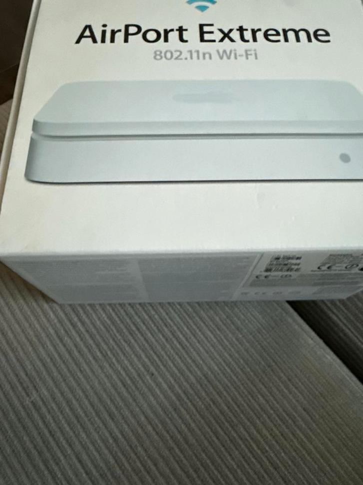 Apple Airport Extreme 802.11n Router, Computers en Software, Routers en Modems, Gebruikt, Router, Ophalen of Verzenden