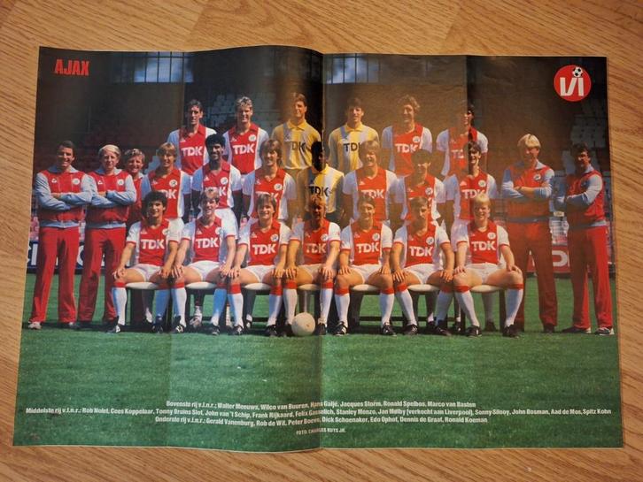 Oude poster Ajax (1985) met o.a. Van Basten, Verzamelen, Sportartikelen en Voetbal, Zo goed als nieuw, Poster, Plaatje of Sticker