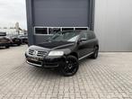 Volkswagen Touareg 5.0 V10 TDI Topstaat, Auto's, Automaat, 4921 cc, Navigatiesysteem, Zwart