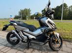 Honda X-ADV 750 BJ 2018 Valbeugels, Shark uitlaat, Weinig Km, Motoren, 750 cc, 2 cilinders, Motorrijbewijs A, Particulier