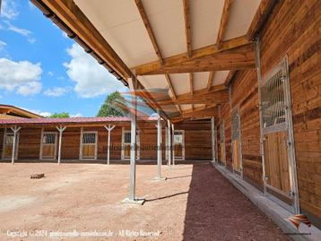 Paardenstal & Open schuilstal | Binnenboxen beschikbaar voor biedingen