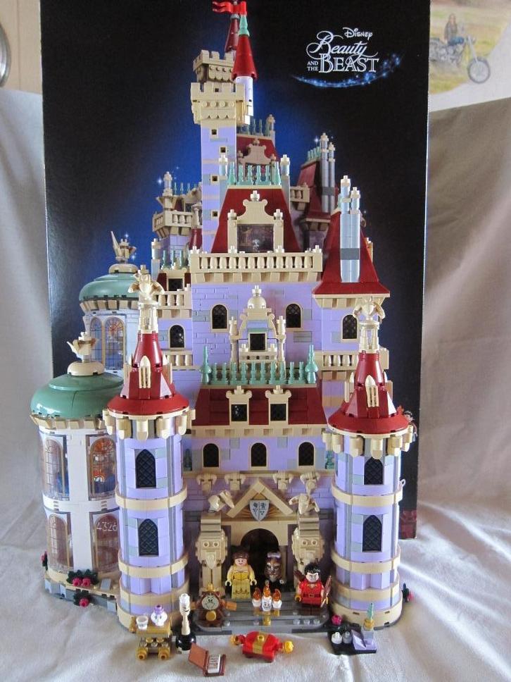 lego 43263 Beauty and the Beast Castle disney disneyland, Kinderen en Baby's, Speelgoed | Duplo en Lego, Zo goed als nieuw, Lego