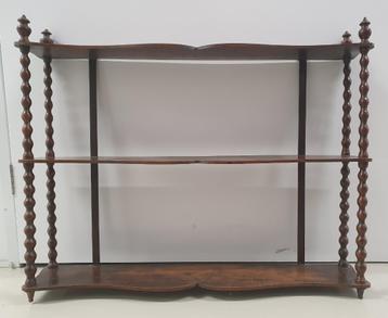 antiek Sierlijk houten wandrekje 1930's met 2 ophangoogjes beschikbaar voor biedingen