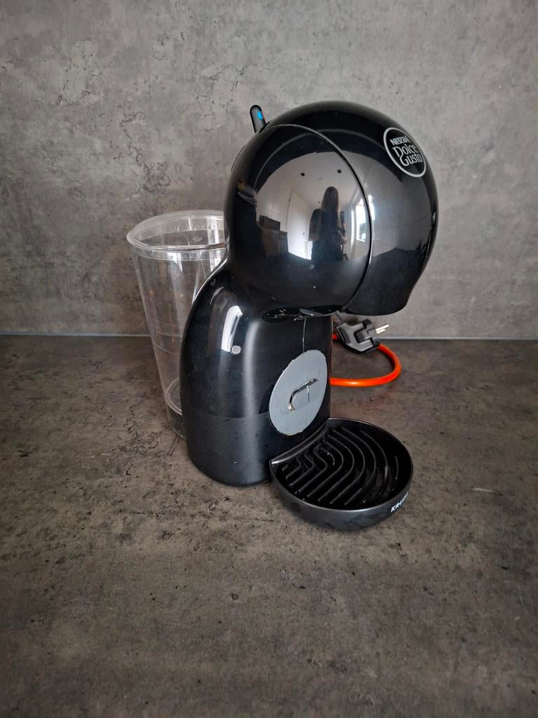 Dolce gusto koffie apparaat, Ophalen of Verzenden, Zo goed als nieuw, Koffiemachine