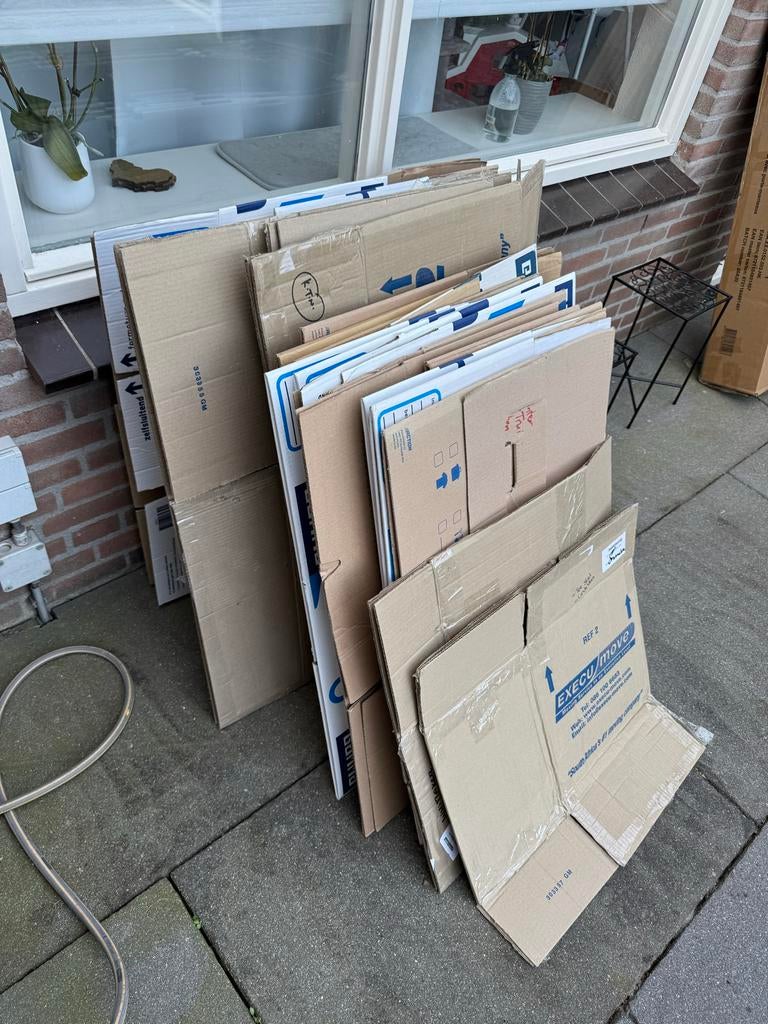 Diverse verhuisdozen - een stuk of 30, Doe-het-zelf en Verbouw, Kratten en Dozen, Ophalen, 40 tot 60 cm, Opvouwbaar, 75 tot 100 cm