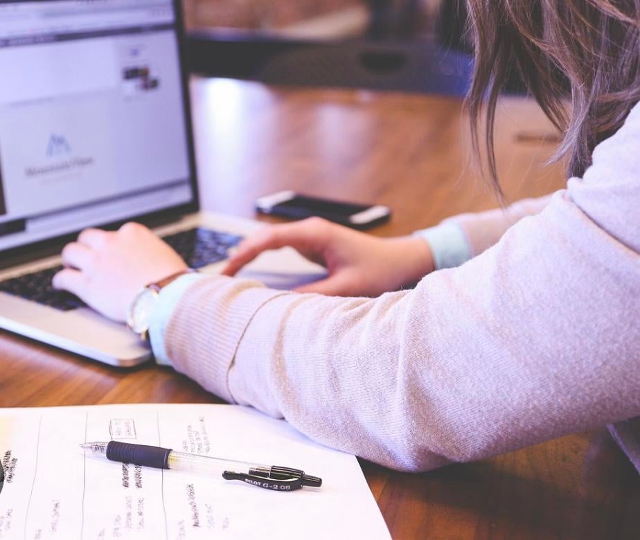 Betaalbaar, snel en betrouwbaar scriptiehulp.8 jaar ervaring, Diensten en Vakmensen, Bijles, Privé-les en Taalles, Examen- of Scriptiebegeleiding