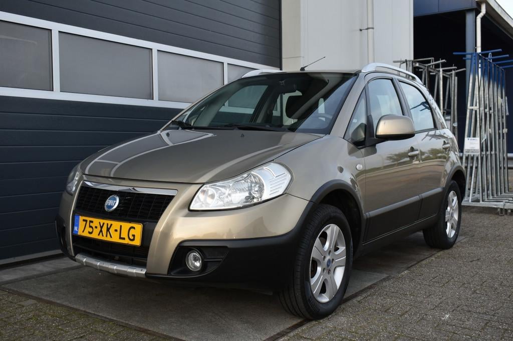 Fiat Sedici 1.6-16V Experience 4X4, Auto's, Fiat, Gebruikt, 4 cilinders, 400 kg, Beige