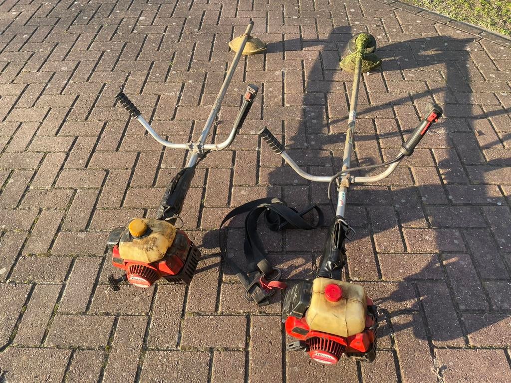 Robin bosmaaier - goedwerkend + extra voor onderdelen, Ophalen, Gebruikt, Benzine