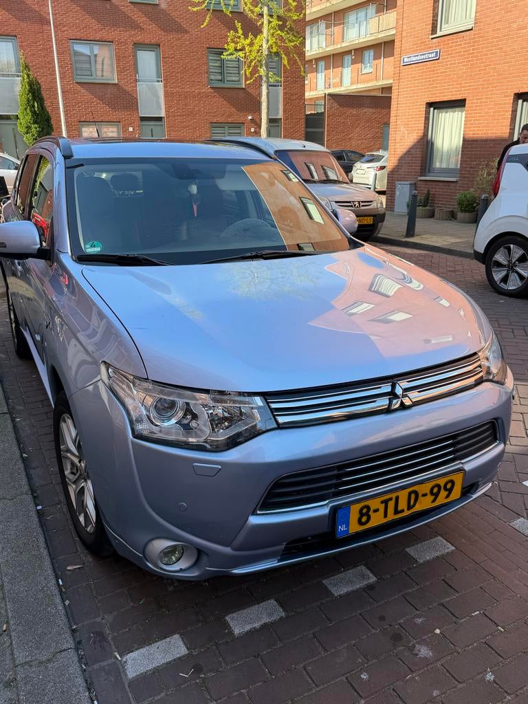 Mitsubishi Outlander 2.0 Dohc Mivec Phev 203pk 4WD CVT 5P, Auto's, Mitsubishi, Particulier, Outlander, Hybride Elektrisch/Benzine