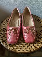 Nieuw! Super mooie rood roze ballerina’s goud details mt 41, Kleding | Dames, Schoenen, Overige kleuren, Nieuw, Ballerina's, Ophalen of Verzenden