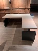 Sterk Vepa bureau, Ophalen, In hoogte verstelbaar, Zo goed als nieuw, Bureau