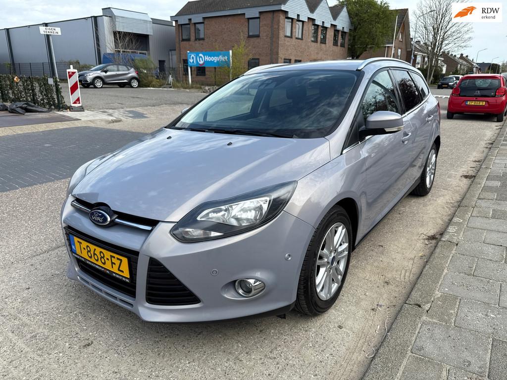 Ford Focus Wagon 1.0 EcoBoost Titanium, Euro 5, 125 pk, Gebruikt, Leder en Stof