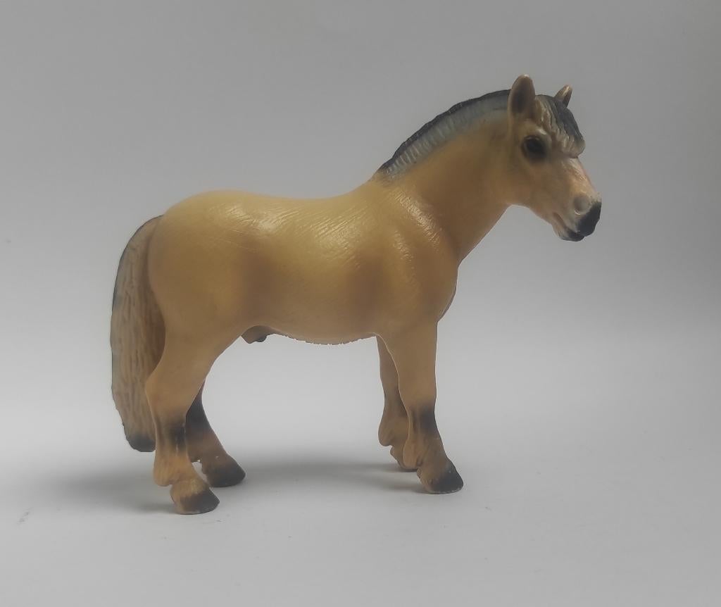 Schleich Fjord Ruin (zonder aalstreep), Verzenden, Zo goed als nieuw, Paard, Beeldje of Figuurtje