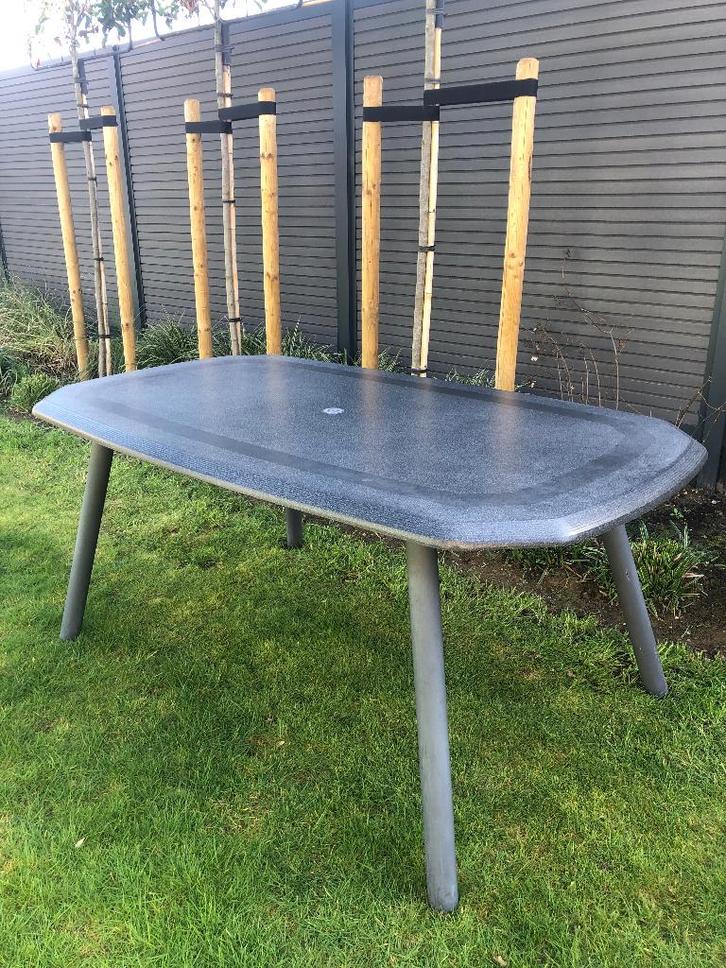 Mooie antraciete tuintafel, Tuin en Terras, Tuintafels, Gebruikt, Rechthoekig, Kunststof, Ophalen