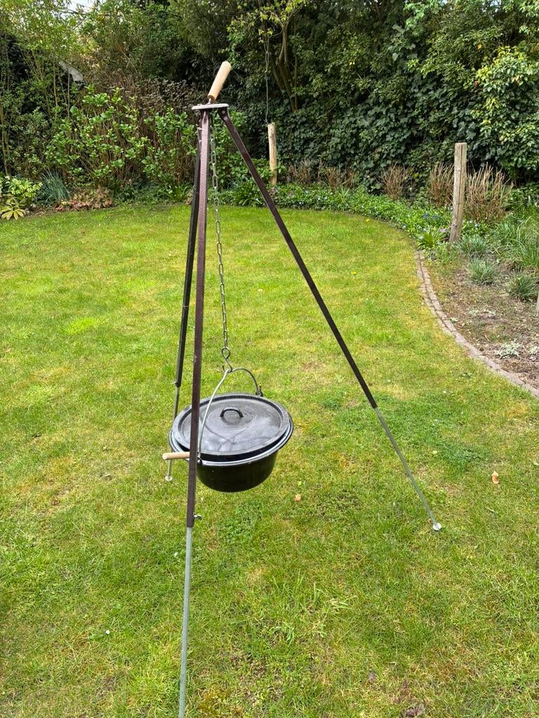 Kook ketel driepoot vuur hongaars, Ophalen of Verzenden, Zo goed als nieuw