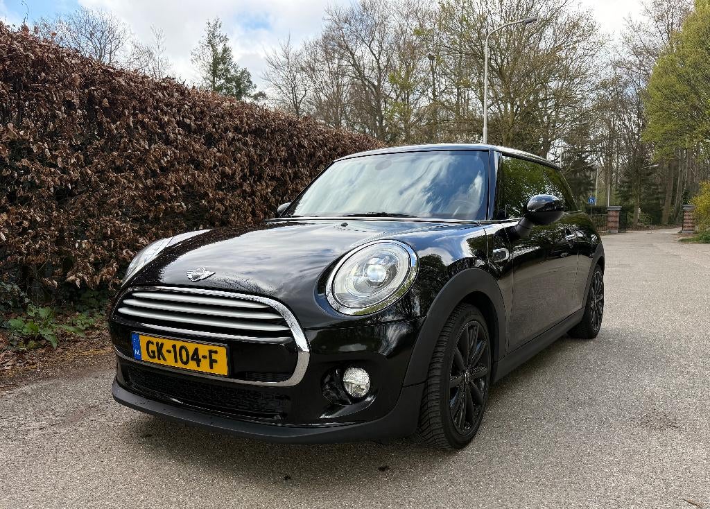 Mini 1.5 Cooper Chili AUT 2015 Zwart, Auto's, 136 pk, Zwart, USB, 4 stoelen