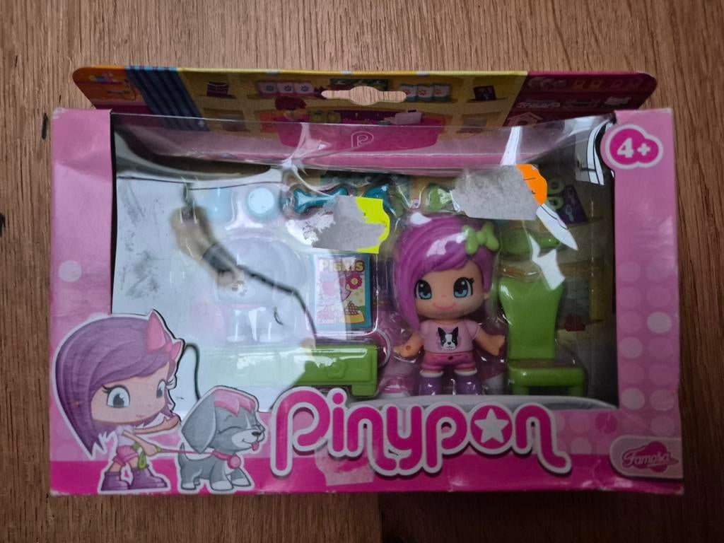 Pinypon speelset met figuur en hondje - Nieuw in doos, Kinderen en Baby's, Speelgoed | Overig, Ophalen of Verzenden, Nieuw, Meisje