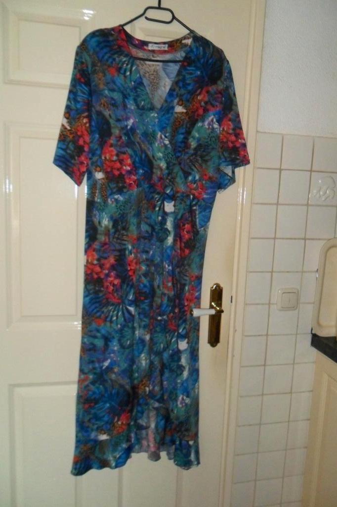 jurk merk magna maat 52/54, Kleding | Dames, Grote Maten, Blauw, Jurk, Nieuw, Ophalen of Verzenden