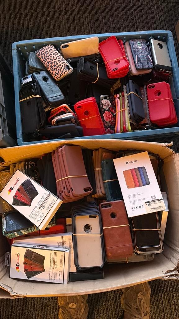 MEGA PARTIJ iPHONE HOESJES + TABLETHOEZEN – 1000+ STUKS!, Ophalen, Nieuw