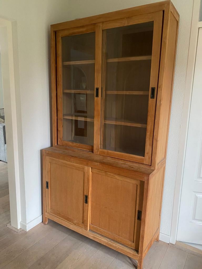 Teakhouten kast met glazen schuifdeuren, Huis en Inrichting, Kasten | Boekenkasten, 100 tot 150 cm, Glas, Ophalen of Verzenden