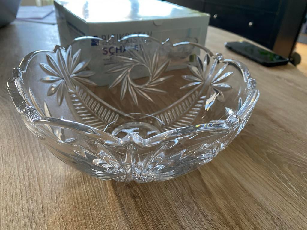 Elegante kristallen schaal - 24% lood kristal nieuw, Ophalen of Verzenden