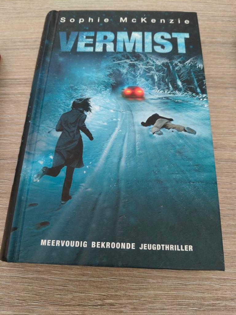 Vermist - Sophie McKenzie (Jeugdthriller), Boeken, Thrillers, Gelezen, Europa overig, Ophalen of Verzenden