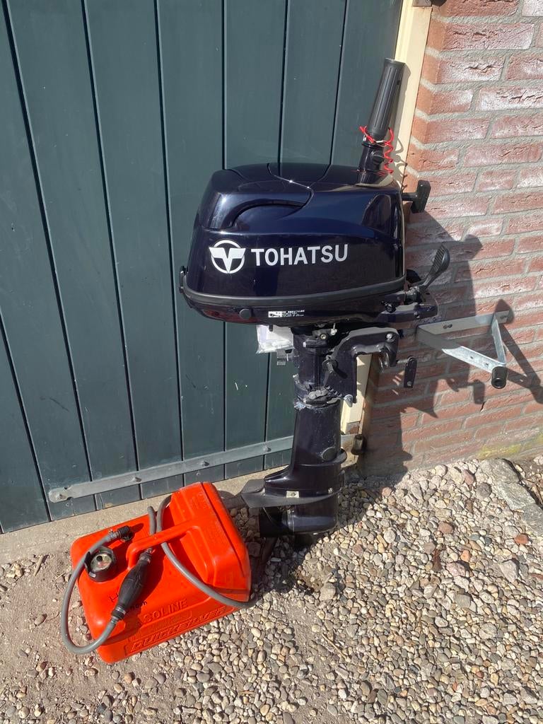 Tohatsu 5pk kortstaart buitenboordmotor knuppelbediening, Ophalen, Zo goed als nieuw, Benzine, 5 tot 10 pk